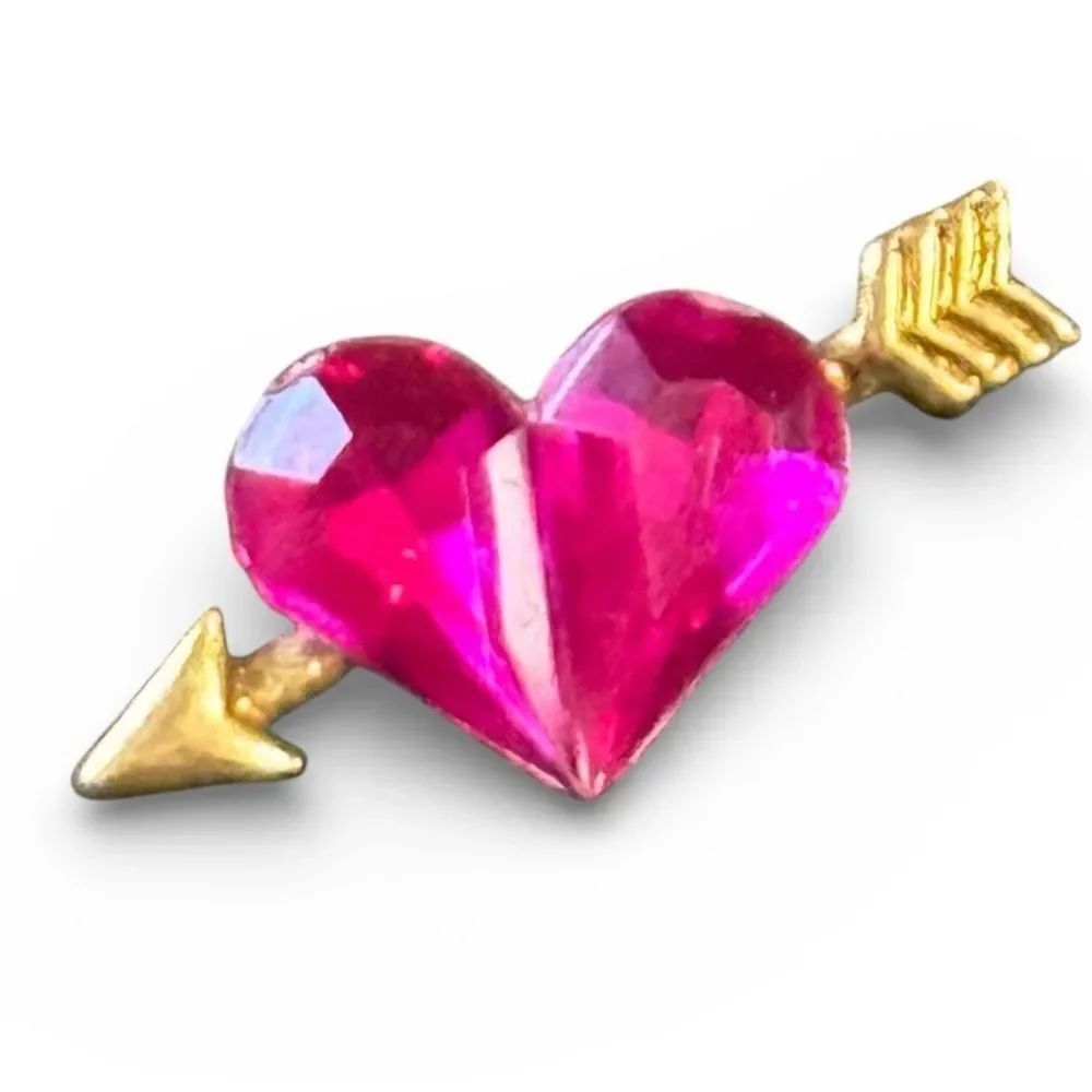 Vintage Avon Heart-Shaped Fuchsia Pink and Gold Brooch Tac Pin